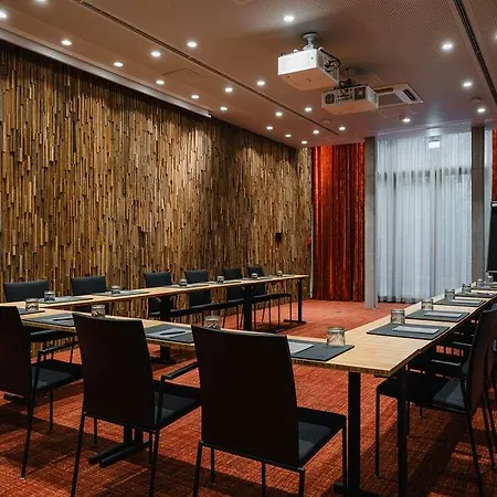 Sly Ξενοδοχείο