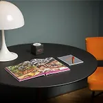 Otel Sly
