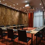 Sly Hotel
